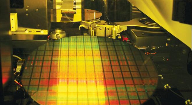 国产光刻呼之欲出！哈工大光刻光源技术获奖未来是EUV的天下？(图13)