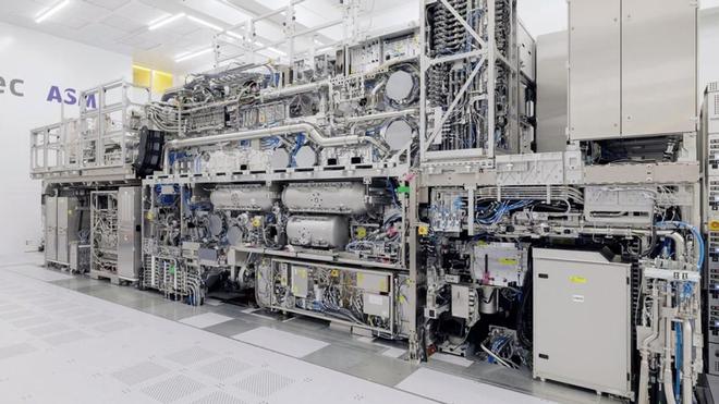 国产光刻呼之欲出！哈工大光刻光源技术获奖未来是EUV的天下？(图24)